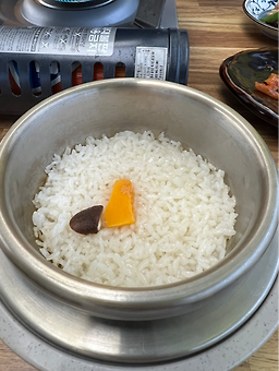 Yanggujaeraesiksondubu 4