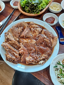 Koriasutbulgalbi (코리아숯불갈비) 1