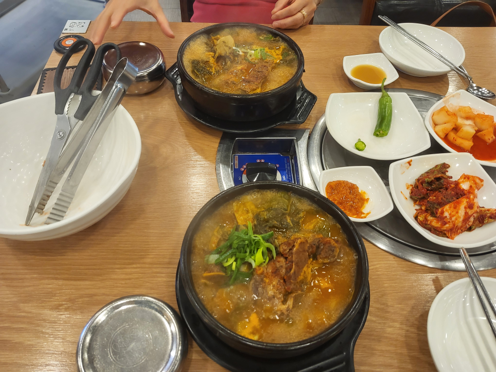 시원애감자탕동호방촌직영점 4