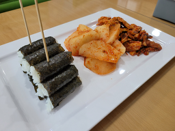 Byeongseonmadangchungmugimbap (병선마당충무김밥) 2