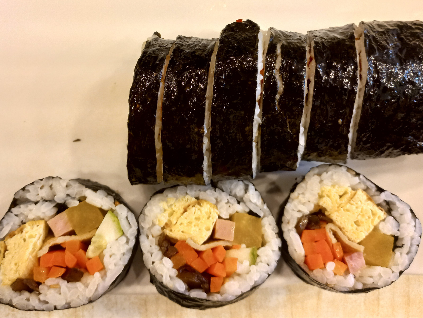 Tong somunnangimbap (통 소문난김밥) 3