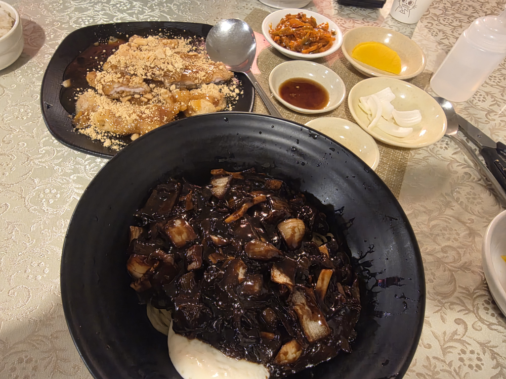 칭하이 대표