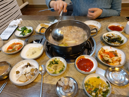 Jeonggane baksongnakjitang (정가네 박속낙지탕) 1
