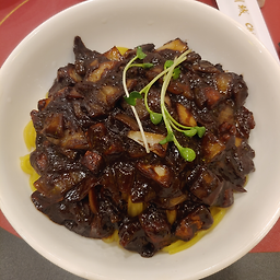 동국성 사진 4