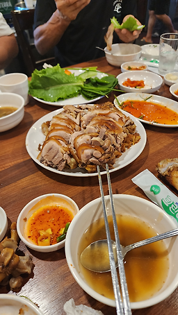 춘천왕족발 1