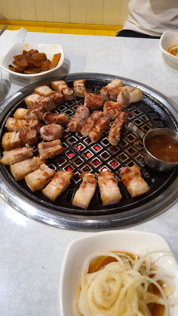 봉순이네흑돼지 사진 5