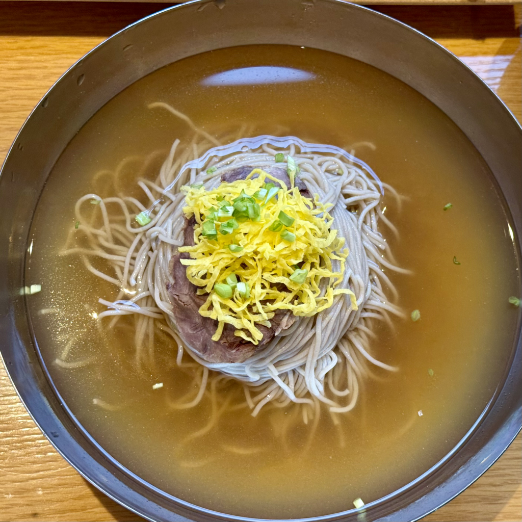 Jalppajinmemileuljiro (잘빠진메밀을지로) 1