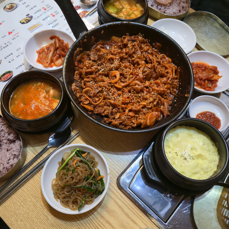딸부자네불백 강남역점 대표 사진