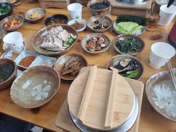 Honggyedong bapsang (홍계동 밥상) 2