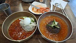 Hamheungnaengmyeongalbitang (함흥냉면갈비탕) 1