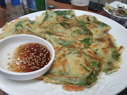 Undongjangjip (운동장집) 2