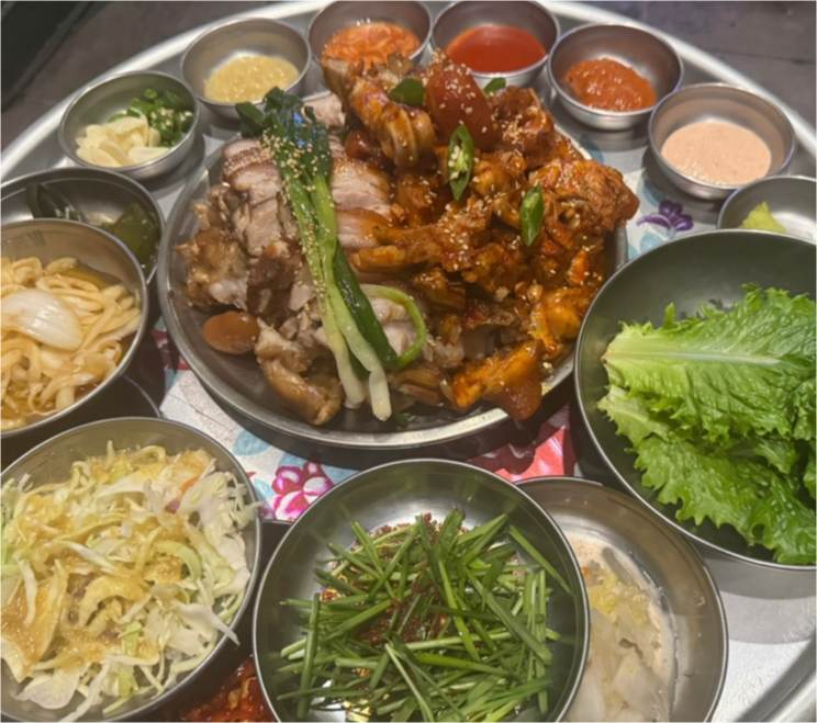 완미족발 1