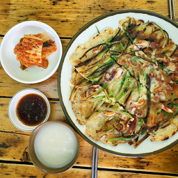 Neungundaehyugesosikdang (능운대휴게소식당) 3