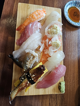Geobukichobap (거북이초밥) 3