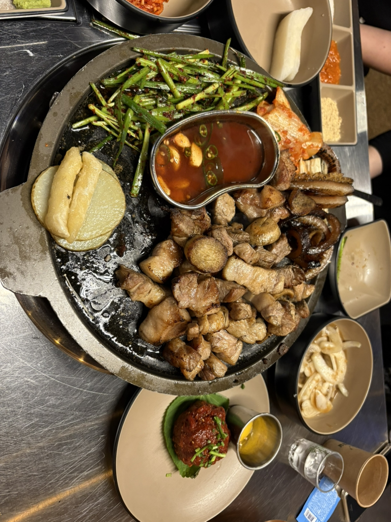 돼봉삼겹살 신논현점 사진 8