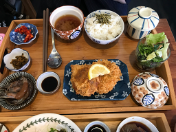 모미모미 홍대본점 사진 5