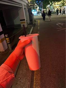 완포티숍 홍대본점 사진 3