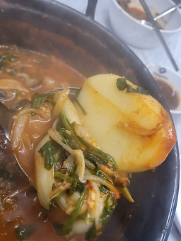 Deungchonsyabeukalguksu sinnae 5