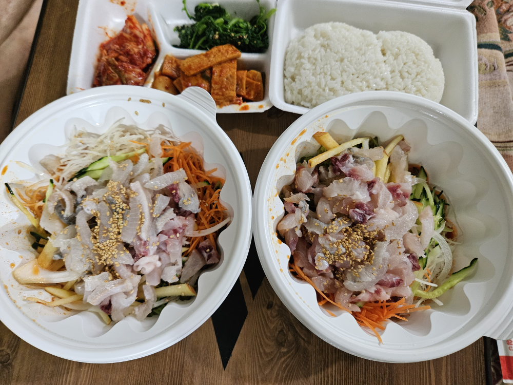 Myeongpummulhoe (명품물회) 2