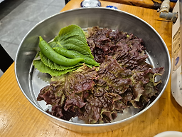 Mapodwaejigalbibudaejjigae (마포돼지갈비부대찌개) 3