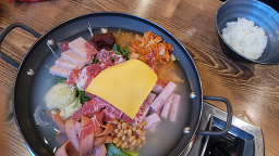서재명가부대찌개 (삼성전기점) 대표 사진