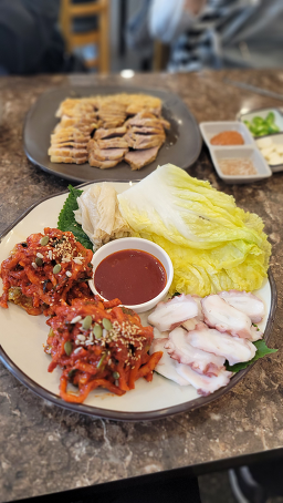 Daedeokgolbossamkalguksu 6