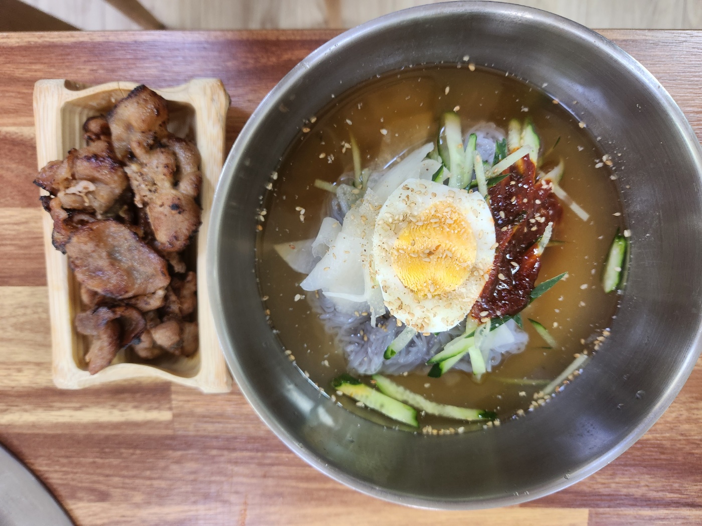 Jopeuro gamjatang (조프로 감자탕) 1