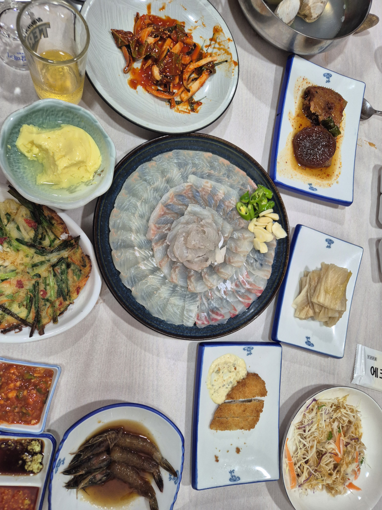 항구횟집 1