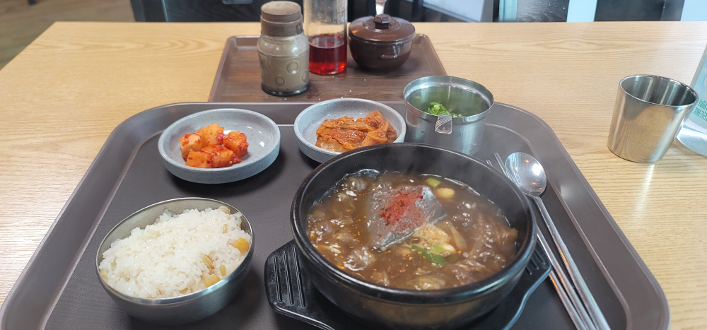 Hongcheonseonjihaejangguk (홍천선지해장국) 2