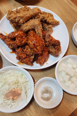 반포치킨 대표 사진