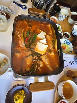 Yangsando yeonhuijeom (양산도 연희점) 3