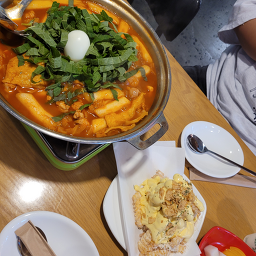 청춘닭볶이 대표 사진