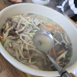 Gohyangbajirakkalguksu (고향바지락칼국수) 1