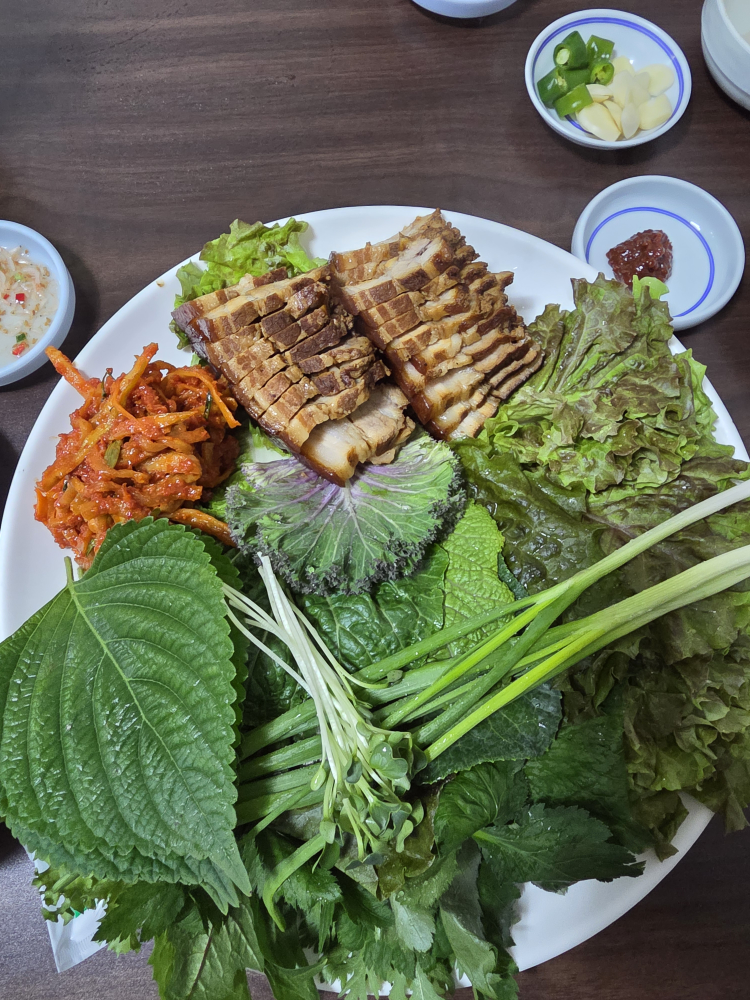 Bongasinsukhuijingolmakguksu (본가신숙희진골막국수) 1