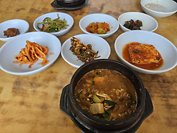 곰실보리밥집 1