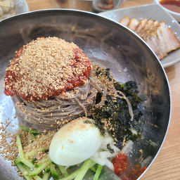 원삼메밀집 4