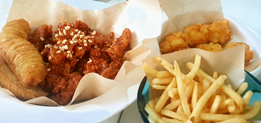 자담치킨 서울홍대점 사진 6