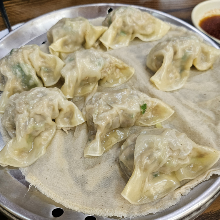 Gwangmyeongmandu (광명만두) 1