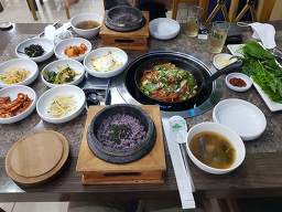 Jirisanheukdwaeji (지리산흑돼지) 3