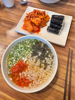 돼지칼국수 외 1 2