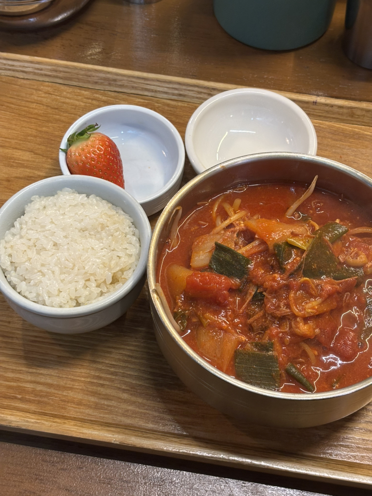 육장화 3