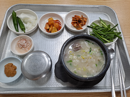 Milyangttukbaegi (밀양뚝배기) 2