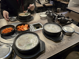 Damsososagolsundae (담소소사골순대) 3