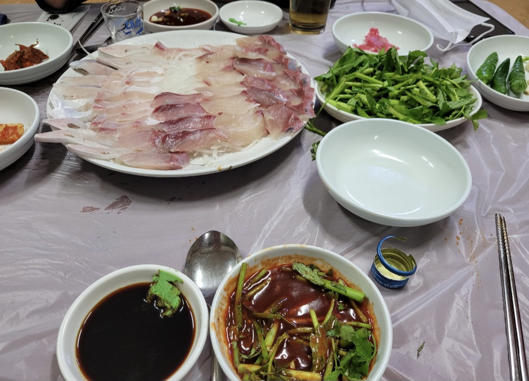 용광횟집 1
