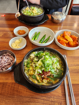 Jejueunhuinehaejangguk 6
