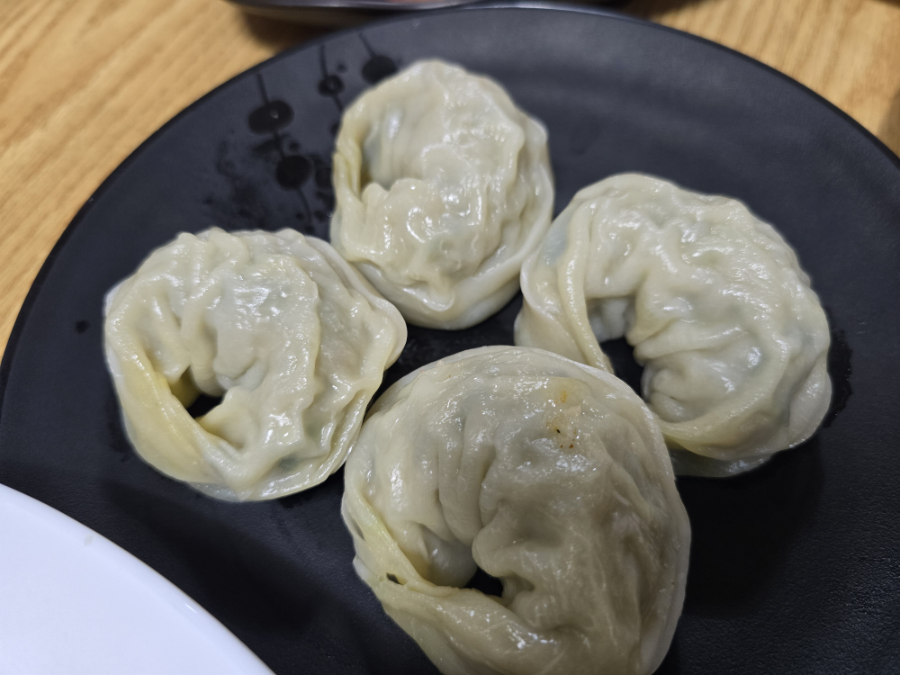 Yusinhaemulkalguksu (유신해물칼국수) 2