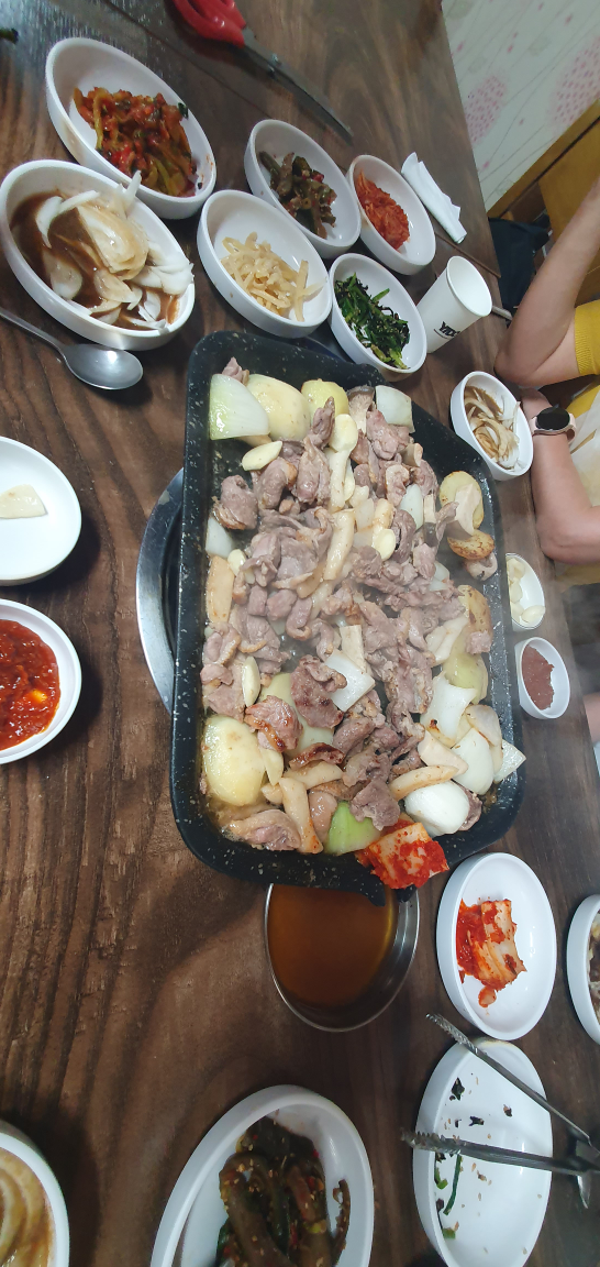 Gohyangsanchon (고향산촌) 2