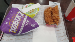 KFC 강남역점 사진 3