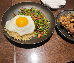 덕후선생 광화문점 사진 3