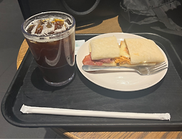 스타벅스 학동역점